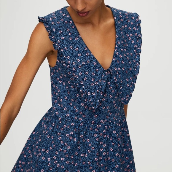 Aritzia Wilfred Blue Cotton Floral Rose Ruffle Mini Selma Dress size Small - Picture 2 of 8